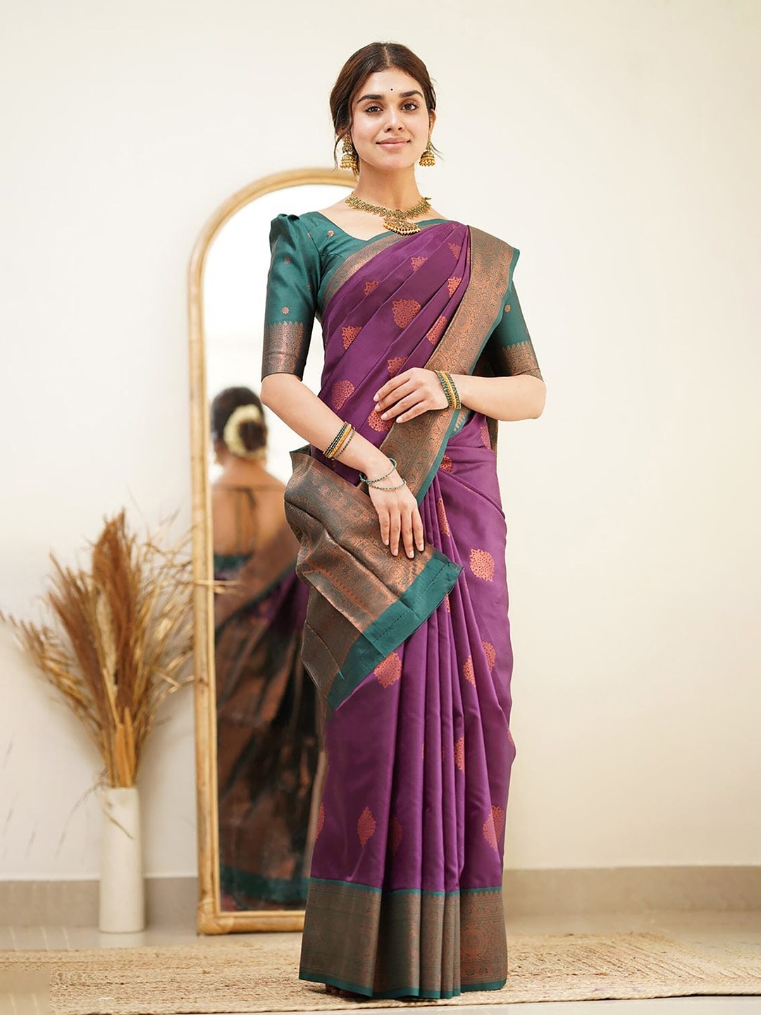 

KALINI Ethnic Motif Woven Design Zari Banarasi Saree, Purple