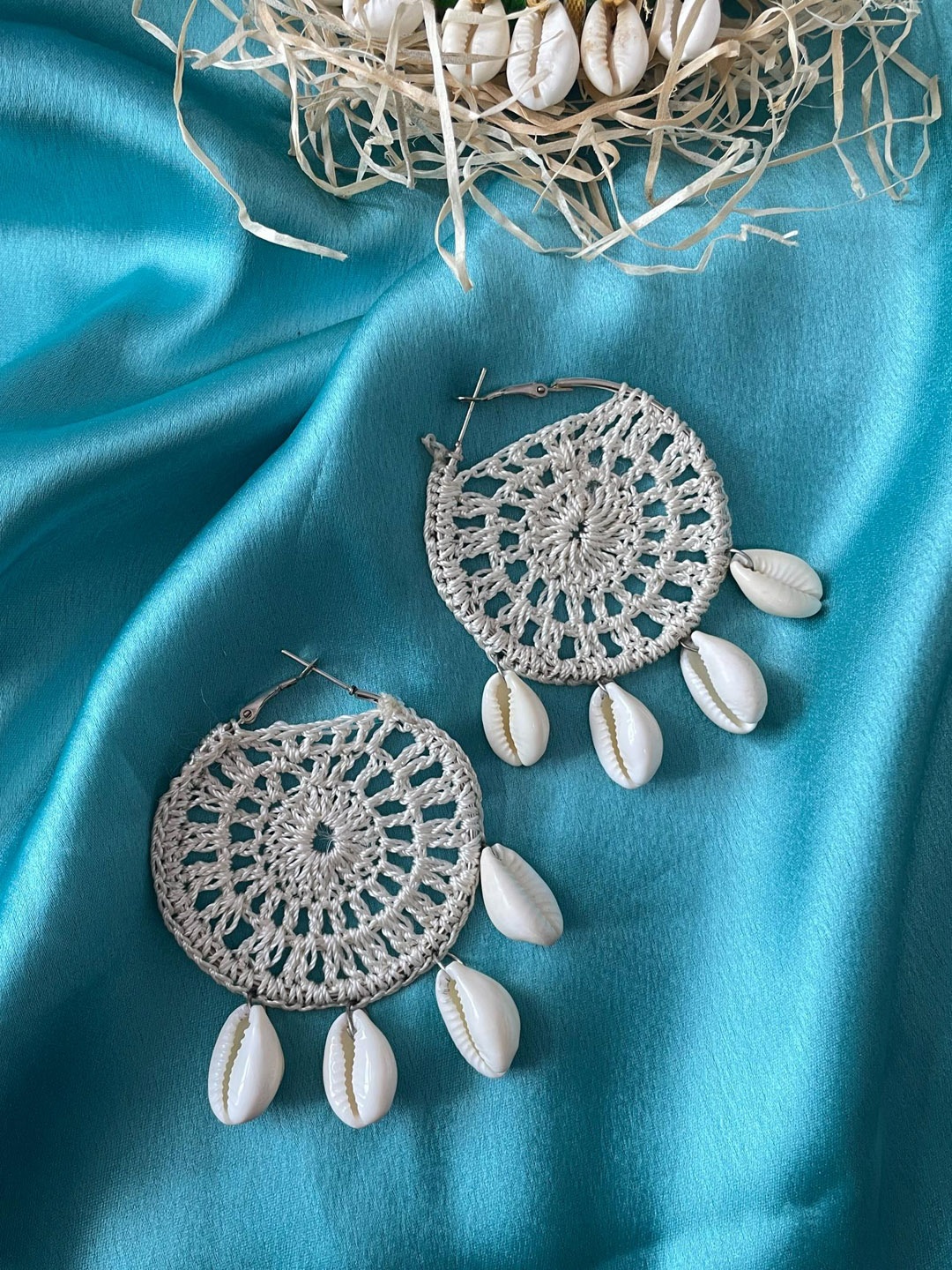 

ISHKAARA Contemporary Fabric Hoop Earrings, White