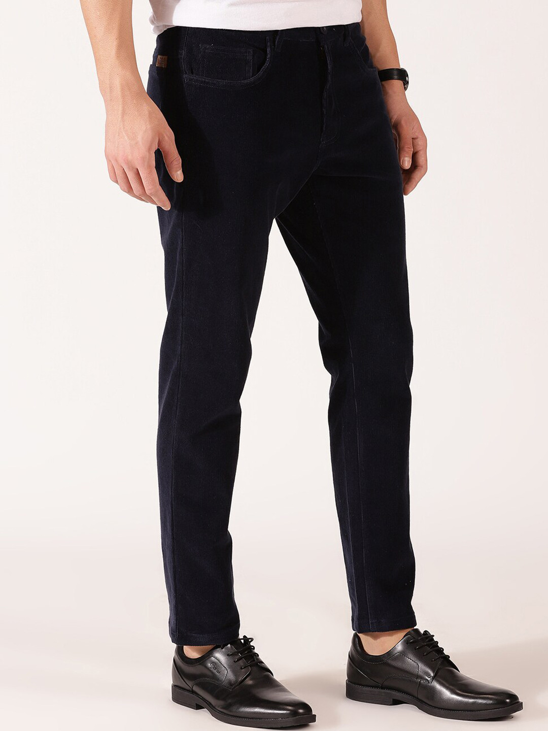 

Mast & Harbour Men Original Mid Rise Corduroy Chinos, Navy blue