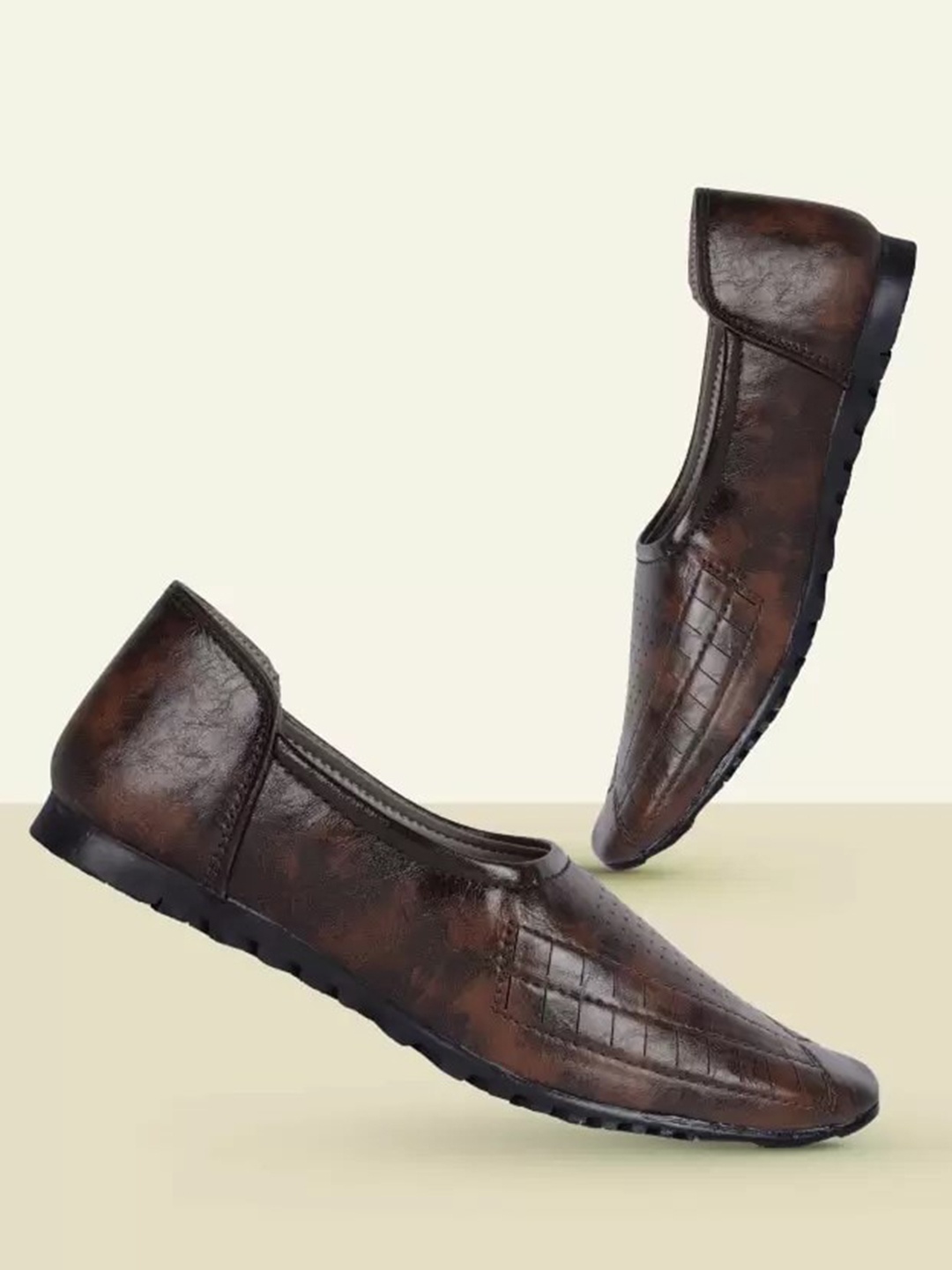 

BAESD Boys Perforations Slip-On Mojaris, Brown
