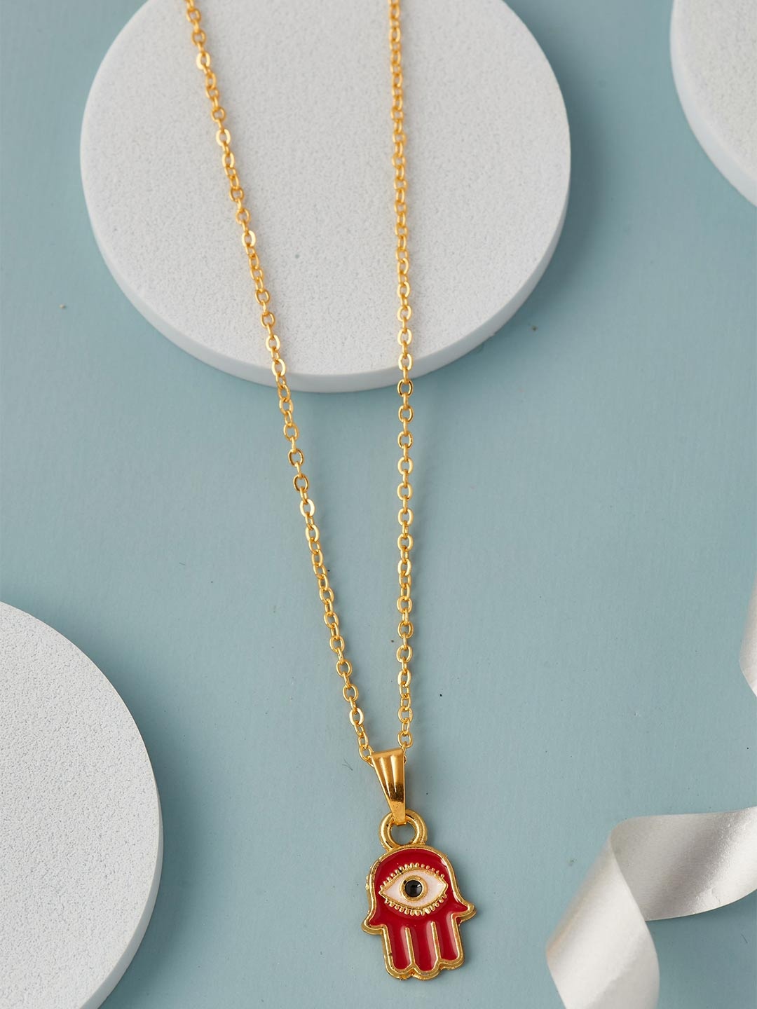 

DressBerry Gold-Plated Hand Panja Shaped Pendant With Chain