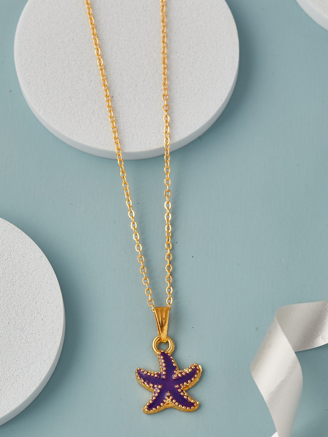 

DressBerry Starfish Shape Enamelled Pendant with Chain, Gold
