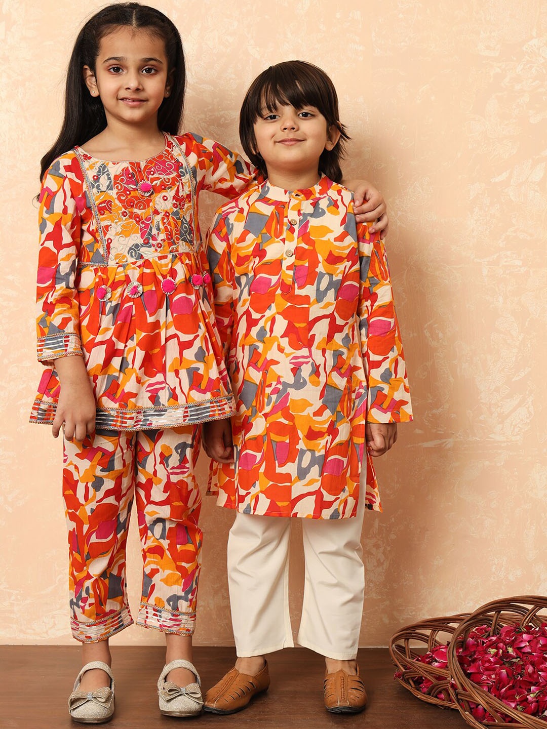 

Readiprint Boys Abstract Printed Pure Cotton Straight Kurta With Pyjamas, Orange
