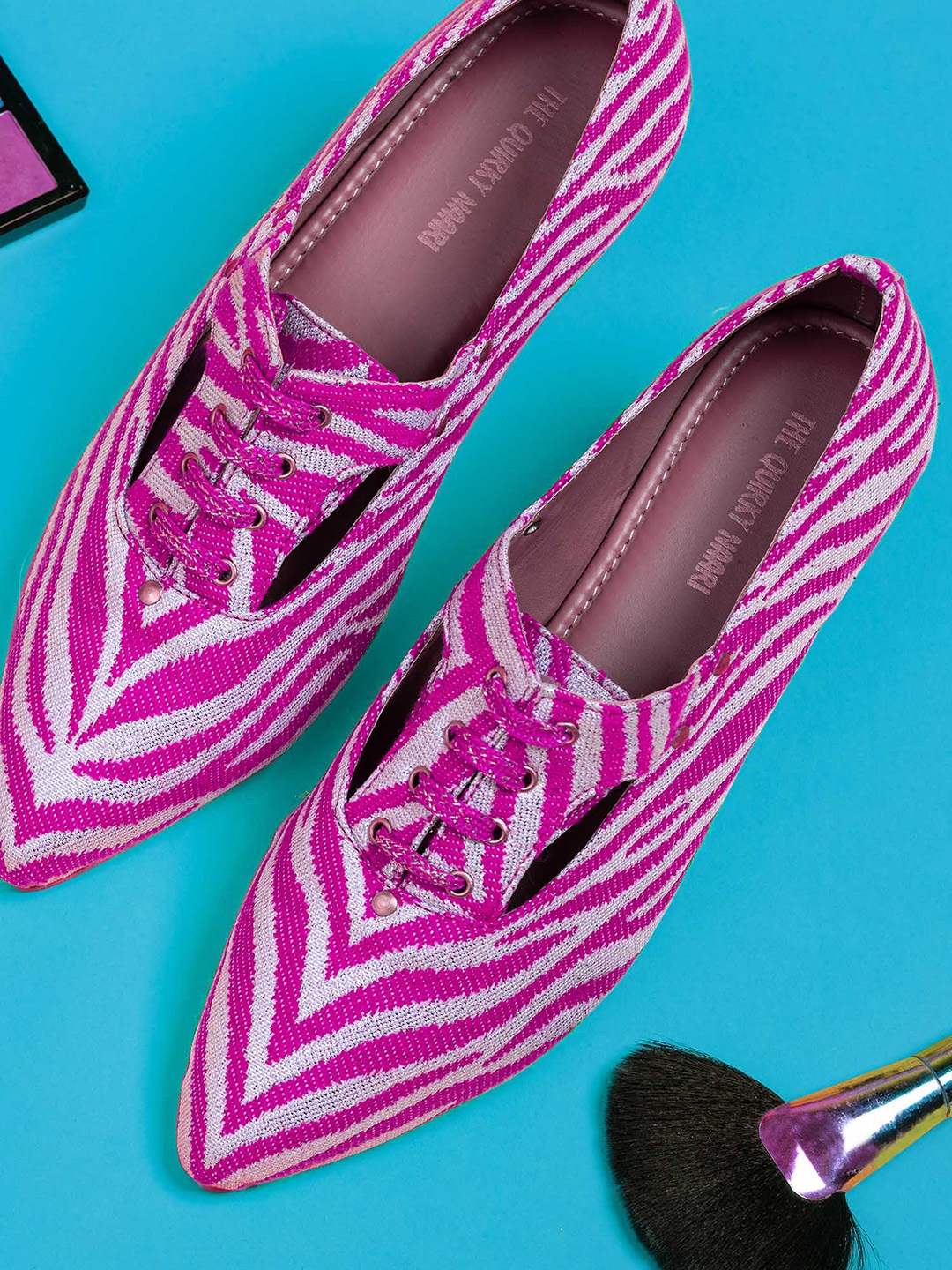 

THE QUIRKY NAARI Women Printed Pointed Toe Lace-Up Oxfords, Pink