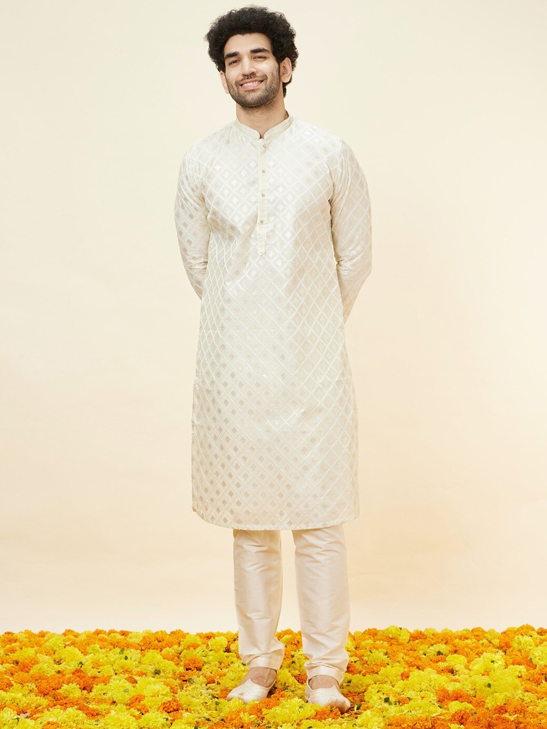 

Manyavar Geometric Embroidered Chanderi Cotton Kurta with Pyjamas, White