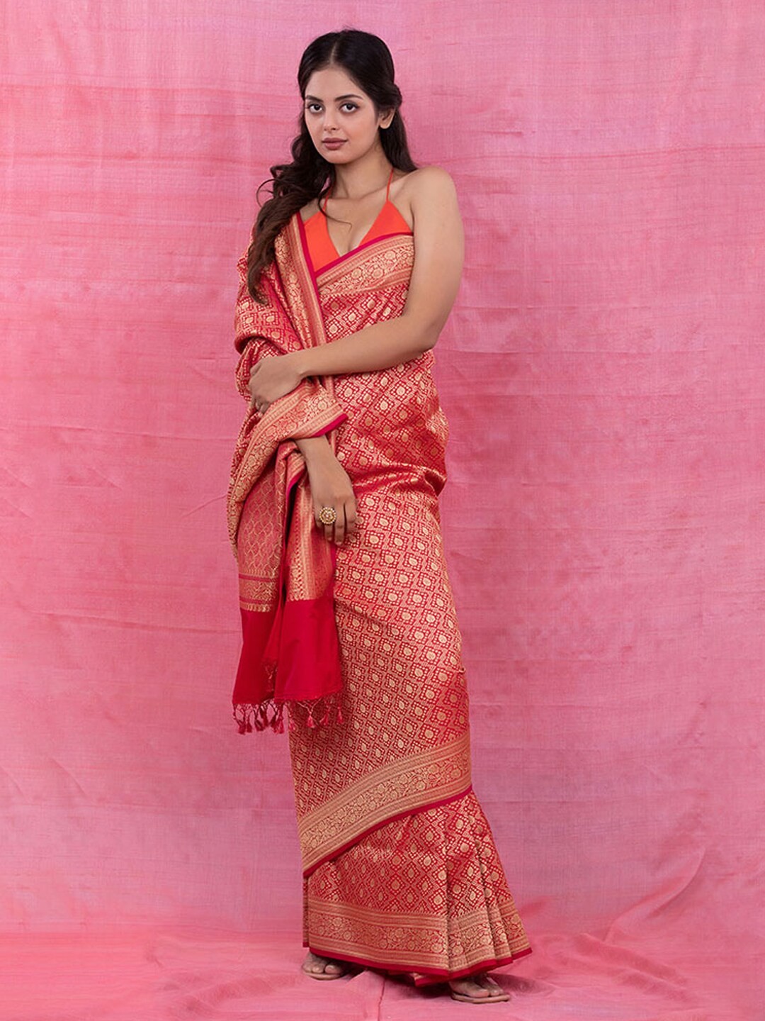 

CHINAYA BANARAS Ethnic Motifs Woven Design Zari Saree, Magenta