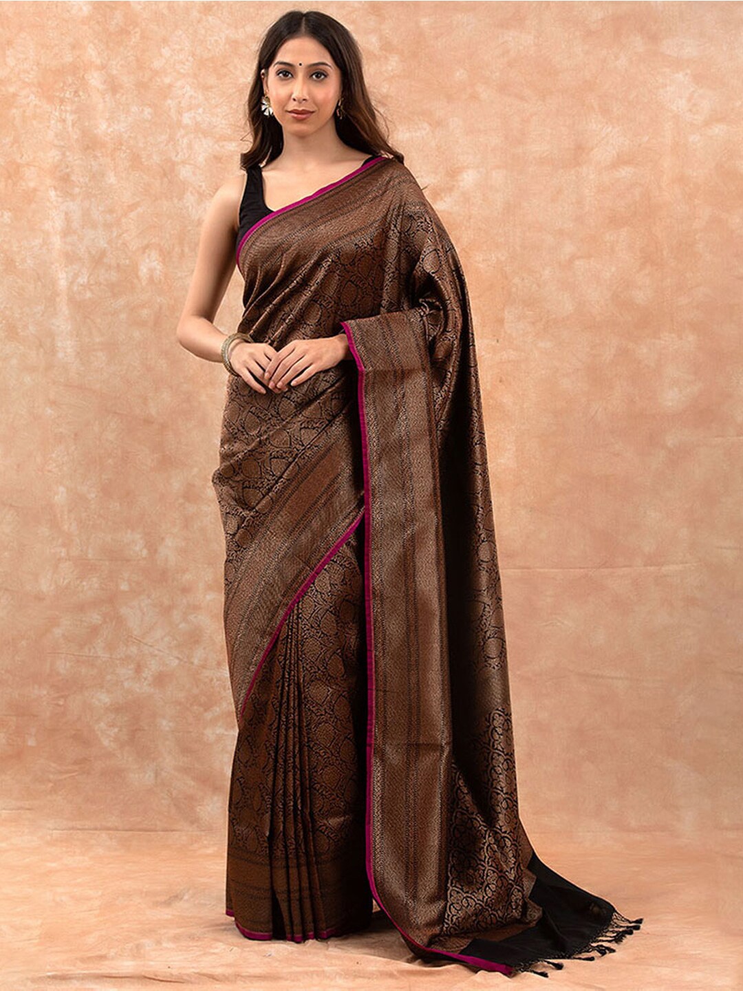 

CHINAYA BANARAS Ethnic Motifs Woven Design Zari Saree, Black