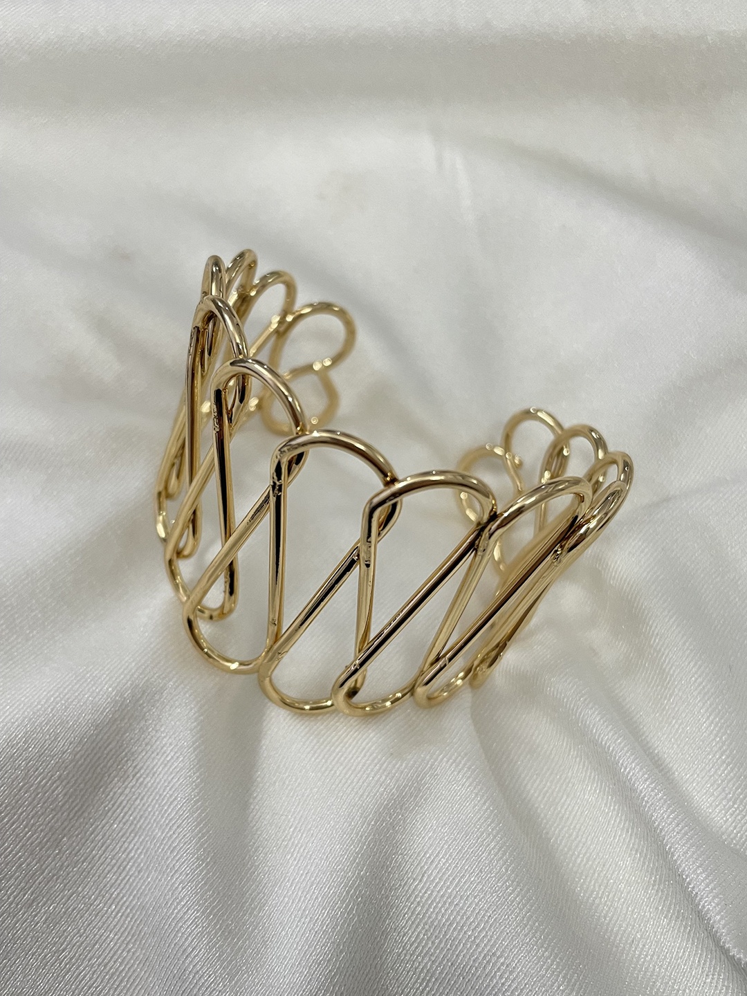 

ISHKAARA Gold-Plated Spiral Cuff Bracelet