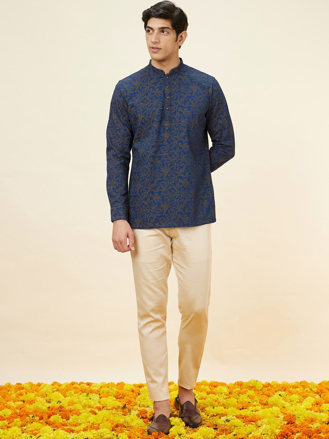 

Manyavar Cotton Mandarin Collar Floral Printed Short Kurtas, Blue
