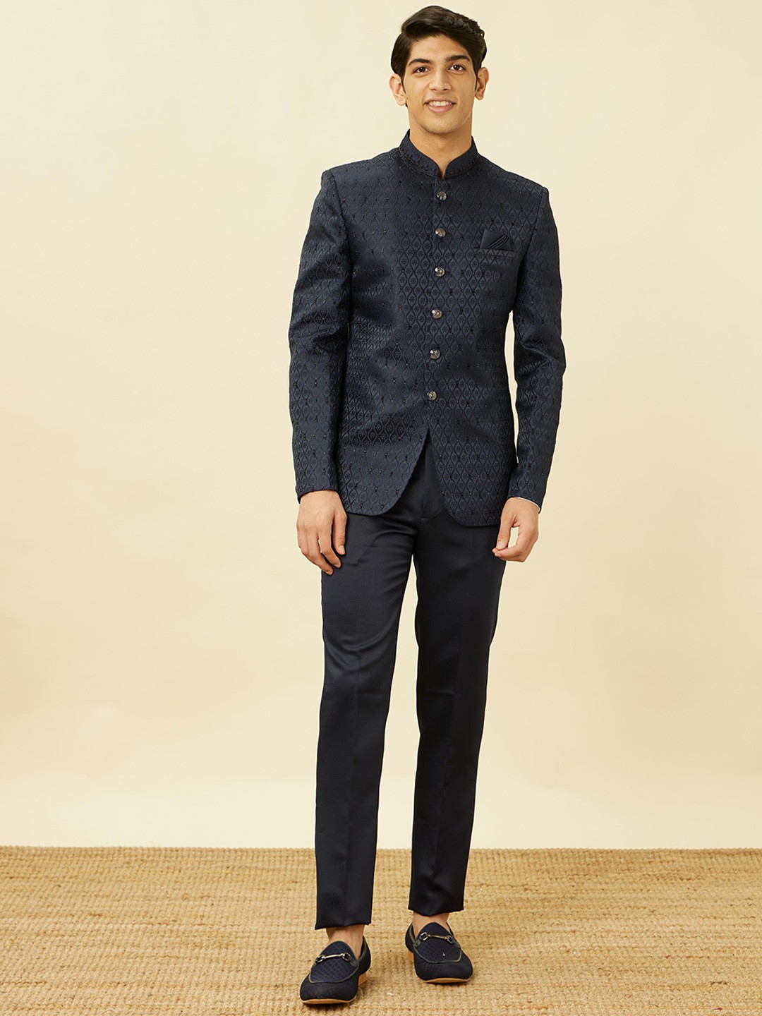 

Manyavar Self Design Mandarin Collar 3 Piece Bandhgala With Trousers & Pocket Square, Navy blue