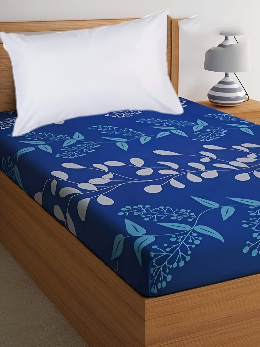 

Supreme Home Collective Blue Floral Microfiber 144 TC Single Bedsheet