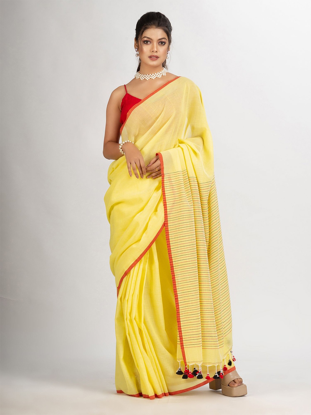 

Angoshobha Striped Pure Cotton Saree, Yellow