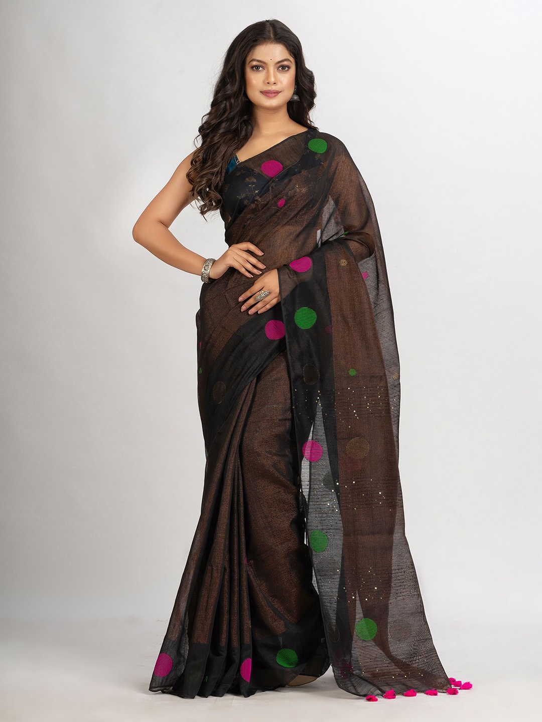 

Angoshobha Geometric Woven Design Jamdani Saree, Black