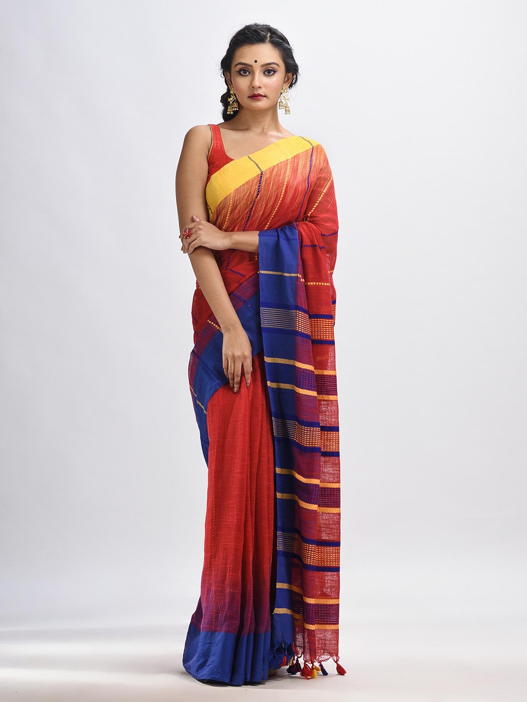 

Angoshobha Striped Woven Design Pure Cotton Saree, Red