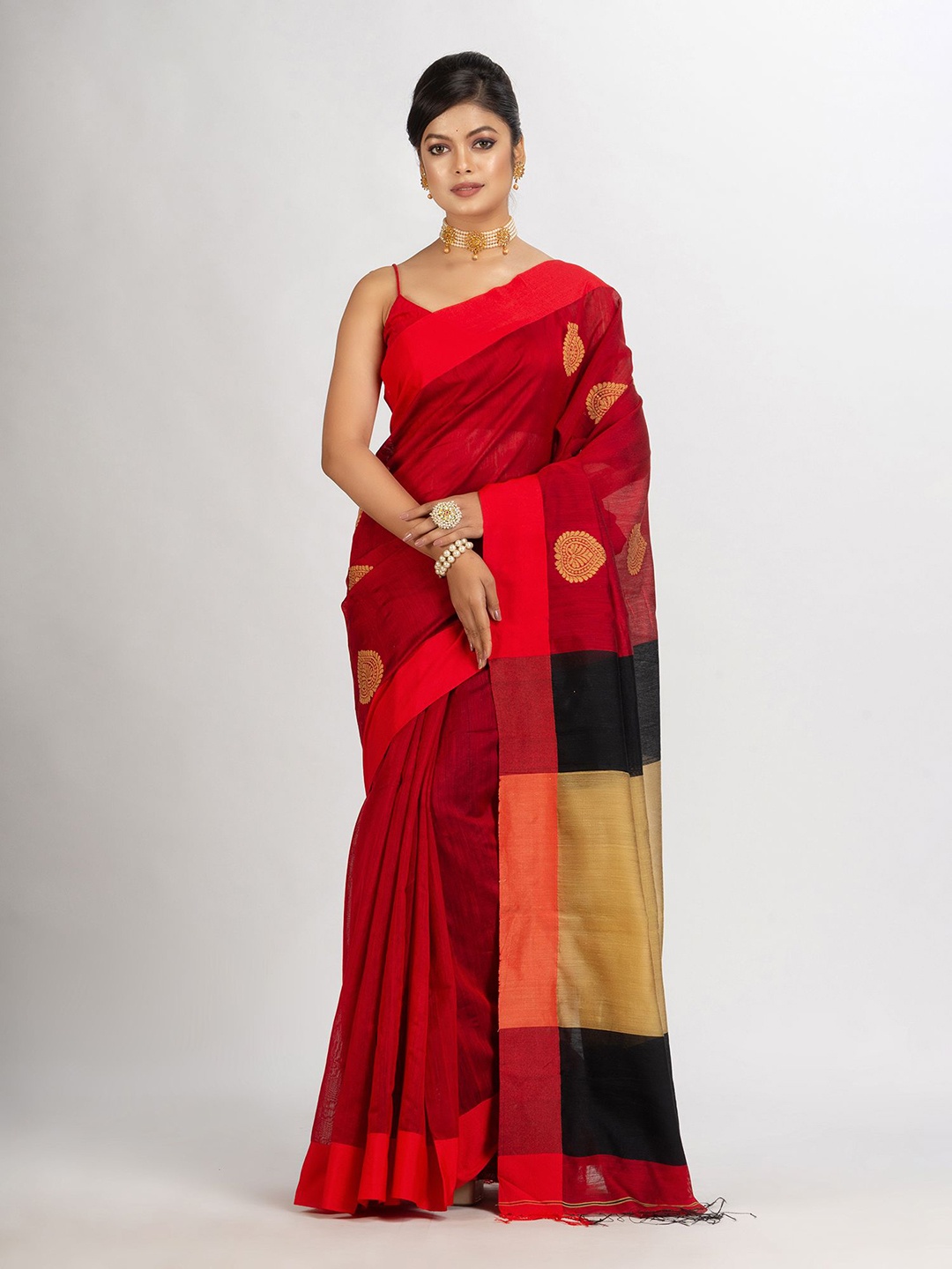 

Angoshobha Ethnic Motif Woven Design Saree, Red