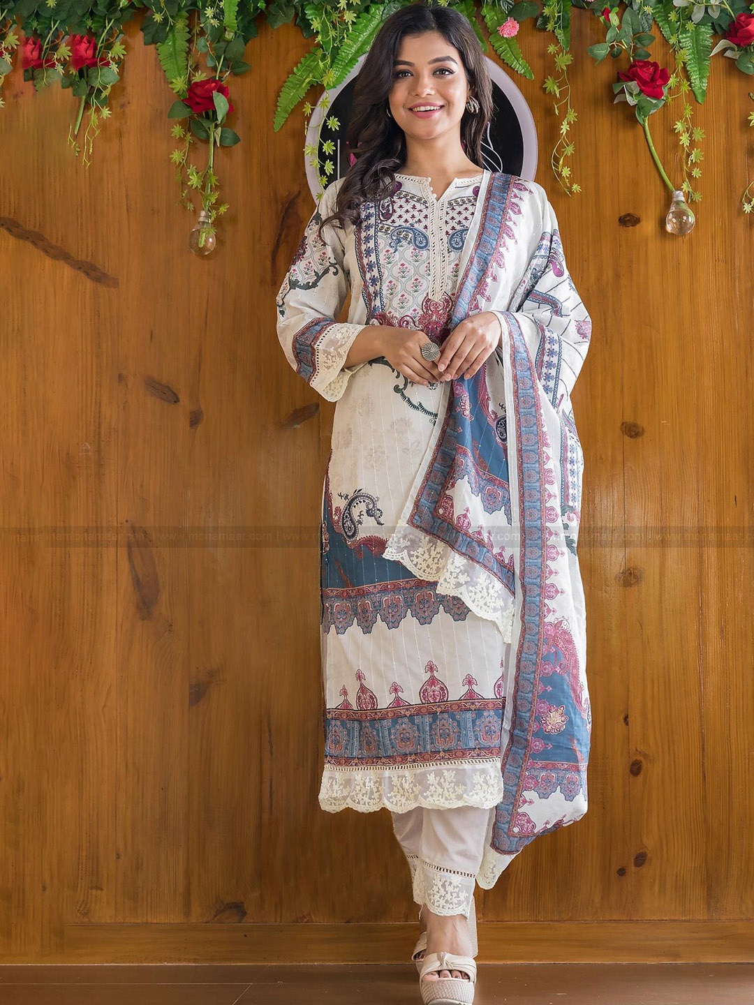 

BAESD Ethnic Motifs Printed Regular Kurta With Trousers & Dupatta, White