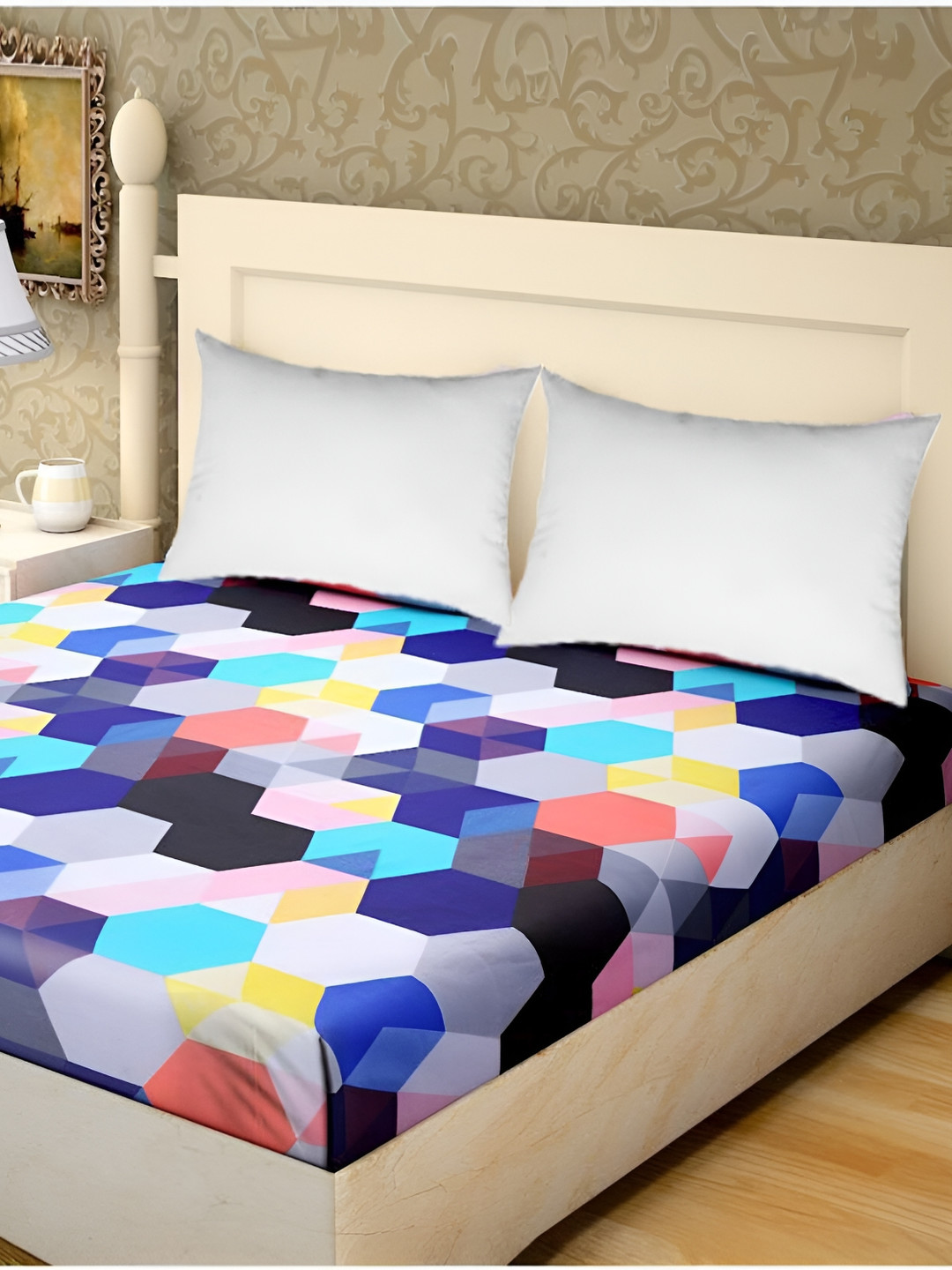 

Supreme Home Collective Blue & White Geometric Microfiber 144 TC Queen Bedsheet