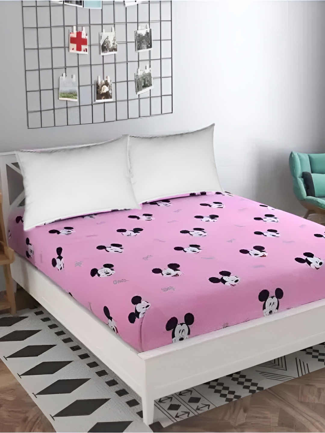 

Supreme Home Collective Pink & Black Cartoon Characters 144 TC Queen Bedsheet