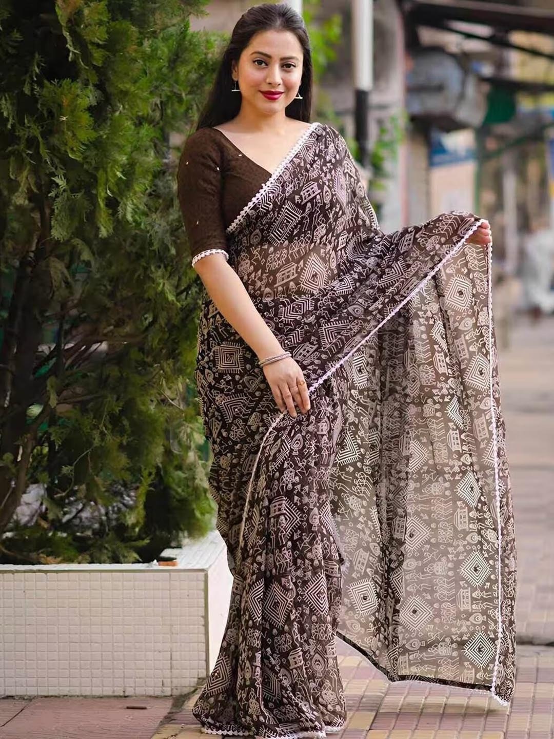 

RadadiyaTRD Ethnic Motifs Printed Mirror Work Pure Georgette Saree, Brown