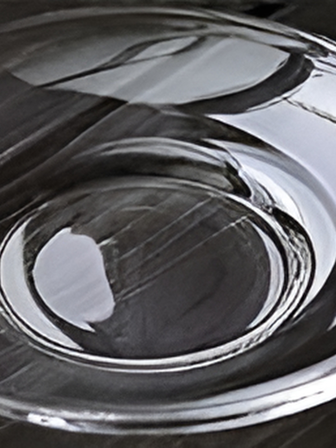 

Afast Transparent Glass Dishwasher Safe Fruit and Vegetable Basket