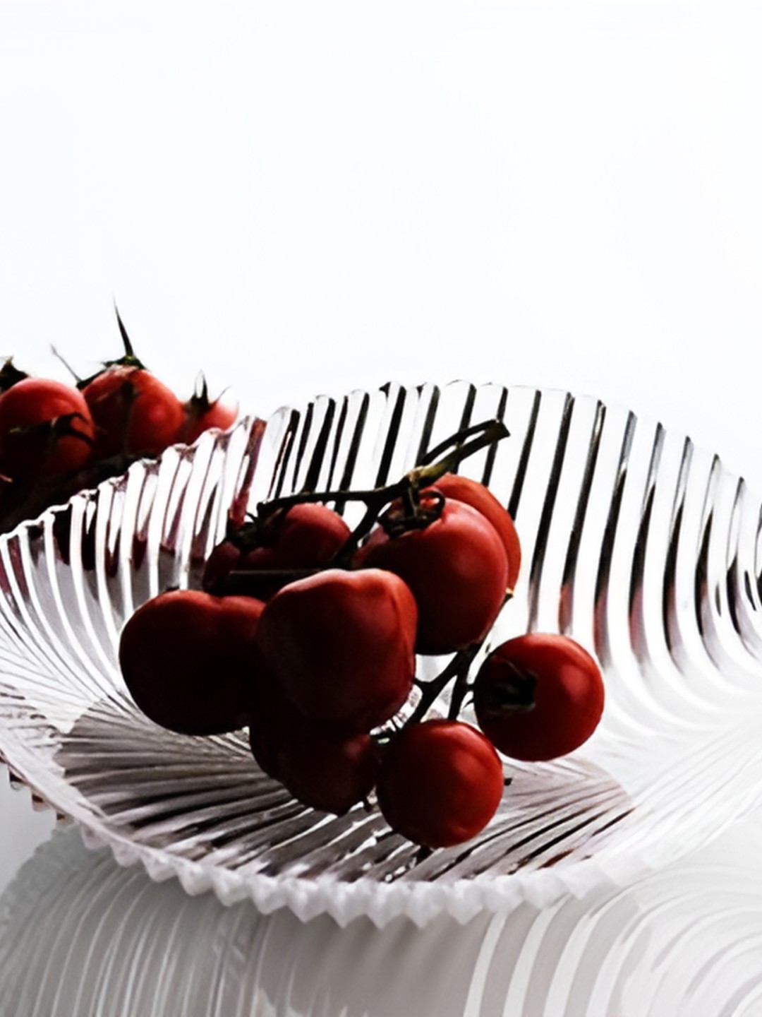 

Afast Transparent Glass Dishwasher Safe Platter