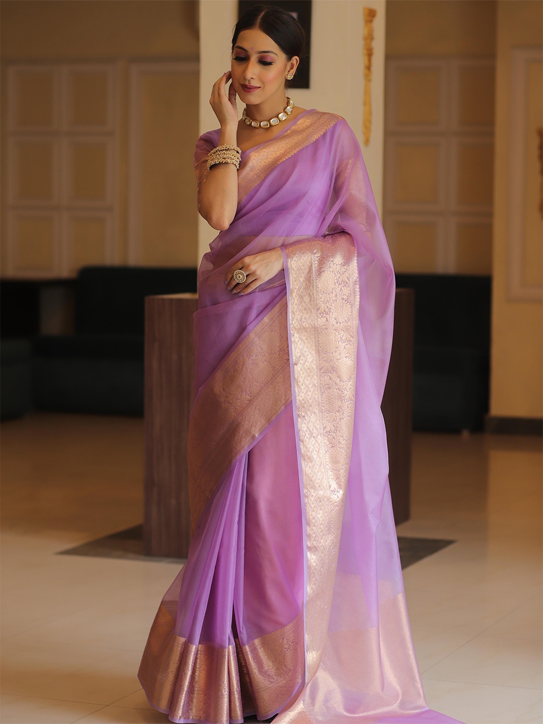 

Jinal & Jinal Zari Organza Banarasi Saree, Lavender