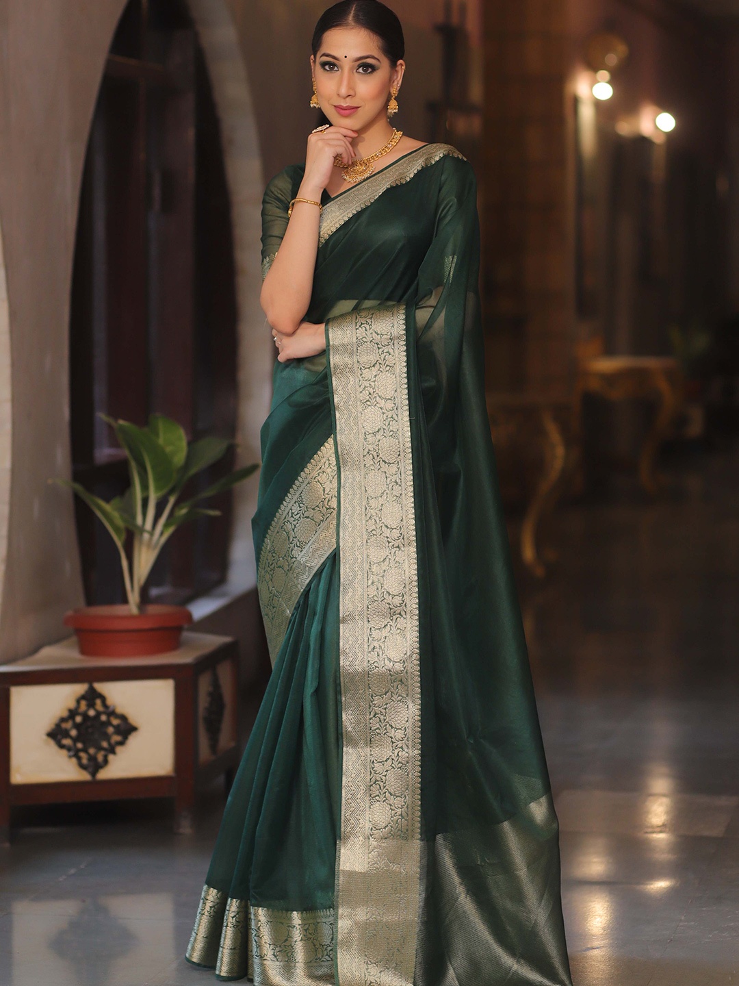 

Jinal & Jinal Zari Organza Banarasi Saree, Turquoise blue