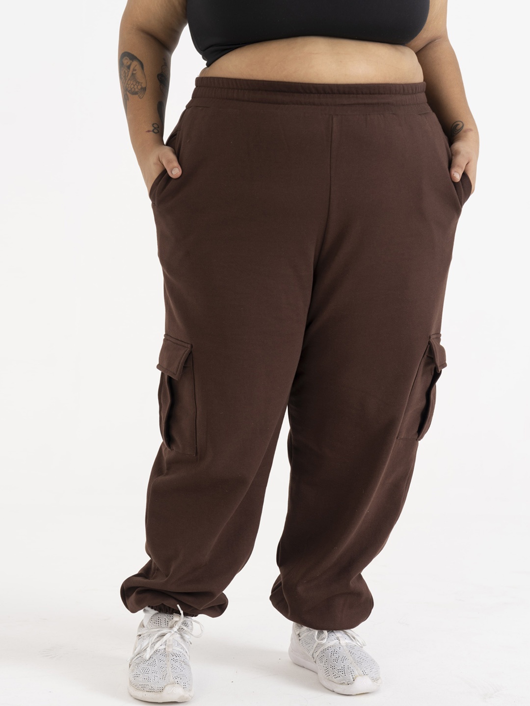 

SPIRIT ANIMAL Women Plus Size Fleece Cargo Joggers, Brown
