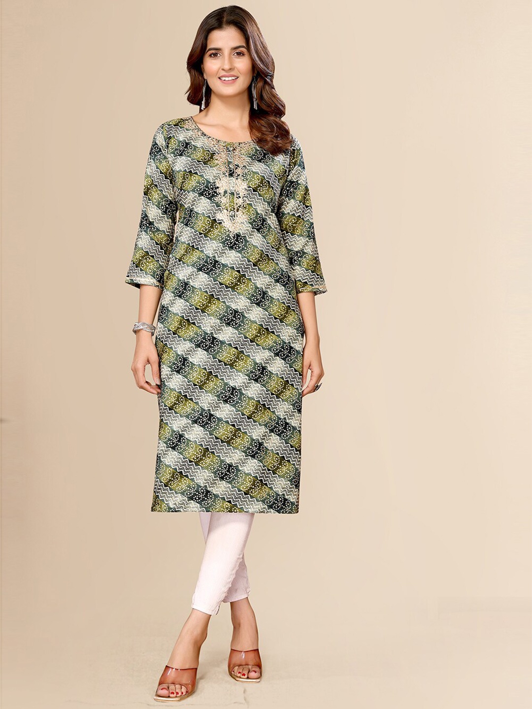 

FABMORA Bandhani Print Zari Indie Prints Cotton Straight Kurta, Green