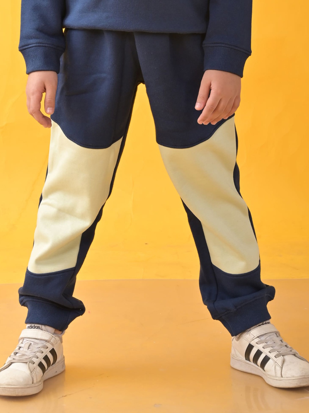 

Anthrilo Boys Relaxed Colourblocked Easy Wash Fleece Joggers, Navy blue