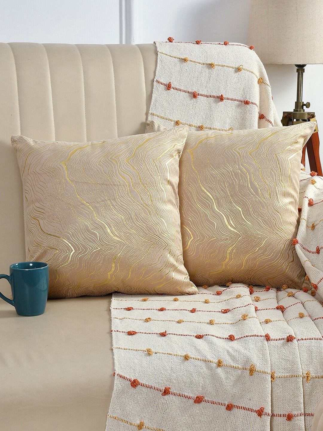 

AEROHAVEN 2 Pcs Cream-Coloured & Gold-Toned Foil Printed Velvet Square Cushion Covers