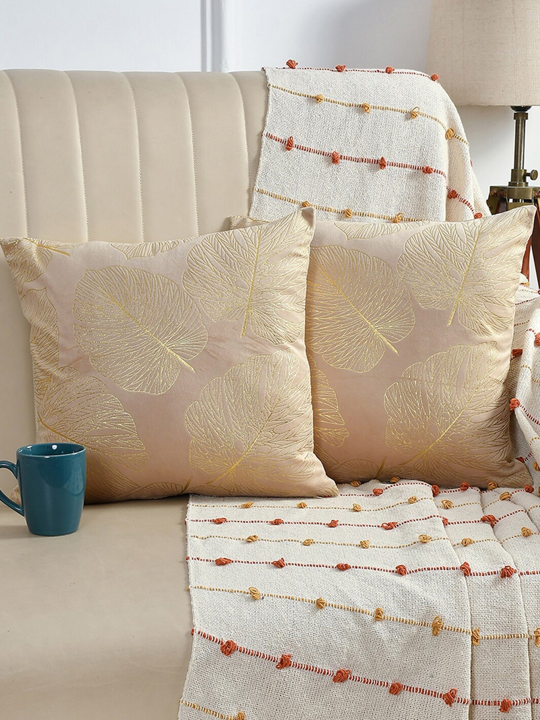 

AEROHAVEN Cream Coloured & Gold Toned 2 Pcs Floral Velvet Square Cushion Covers