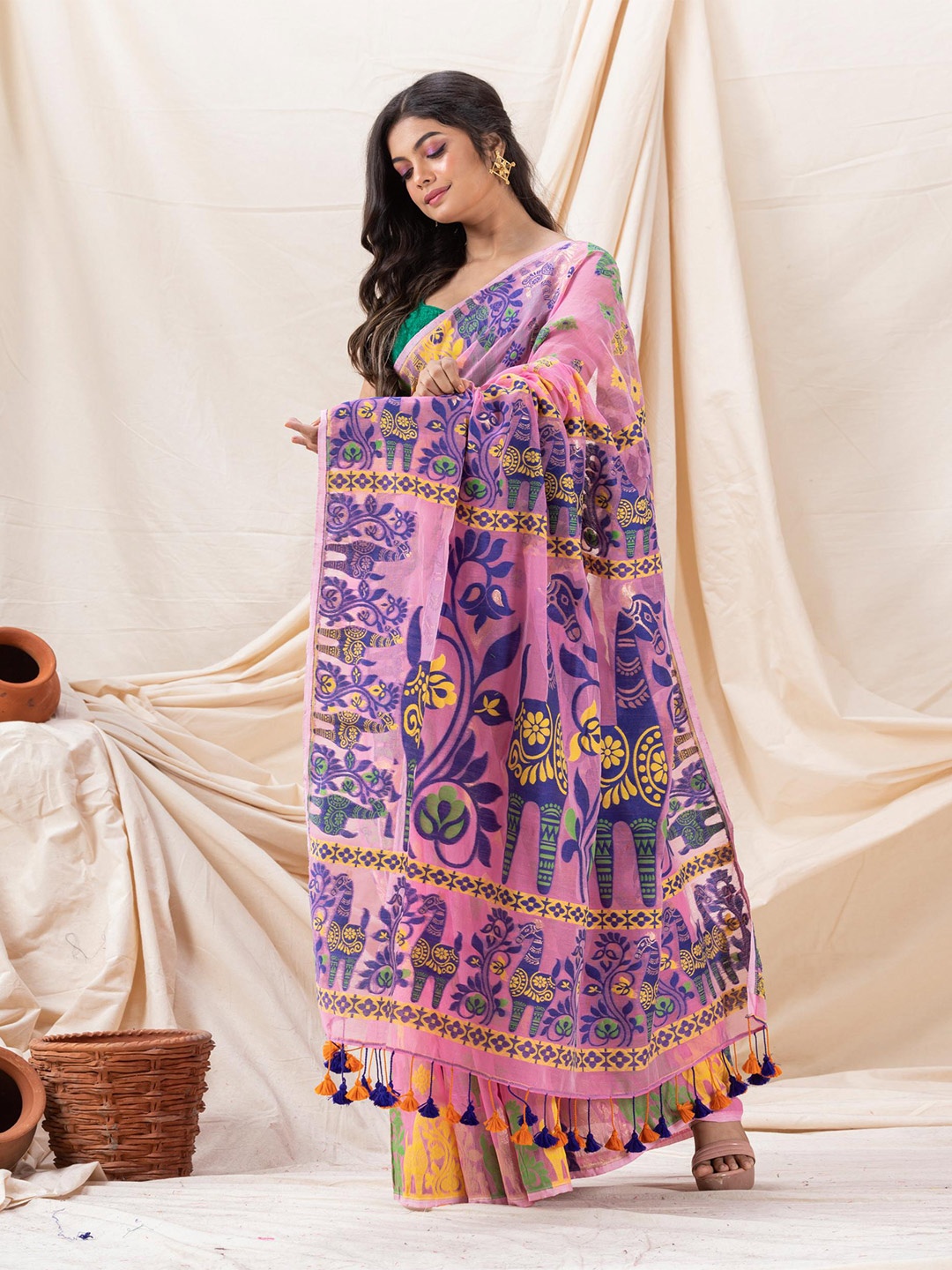 

Angoshobha Ethnic Motif Woven Design Jamdani Saree, Pink