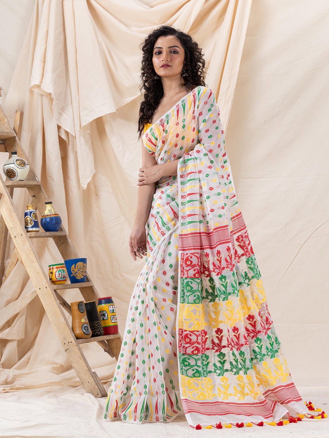 

Angoshobha Ethnic Motifs Woven Design Jamdani Saree, White