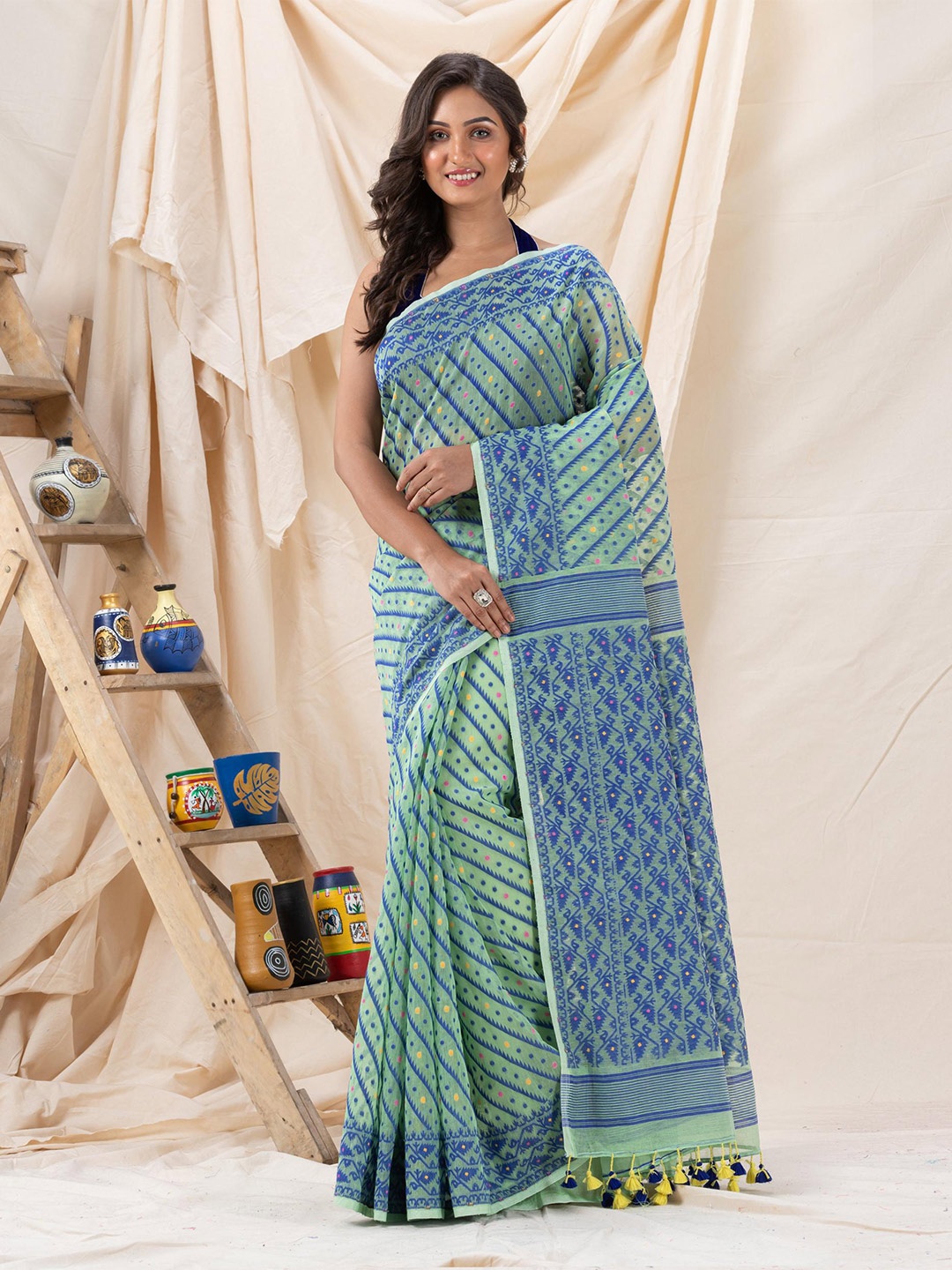 

Angoshobha Ethnic Motif Woven Design Jamdani Saree, Green