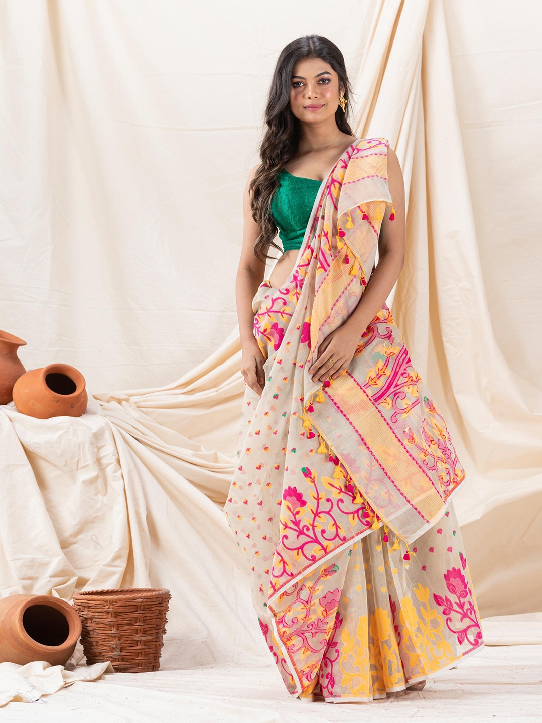 

Angoshobha Ethnic Motif Woven Design Jamdani Saree, Off white