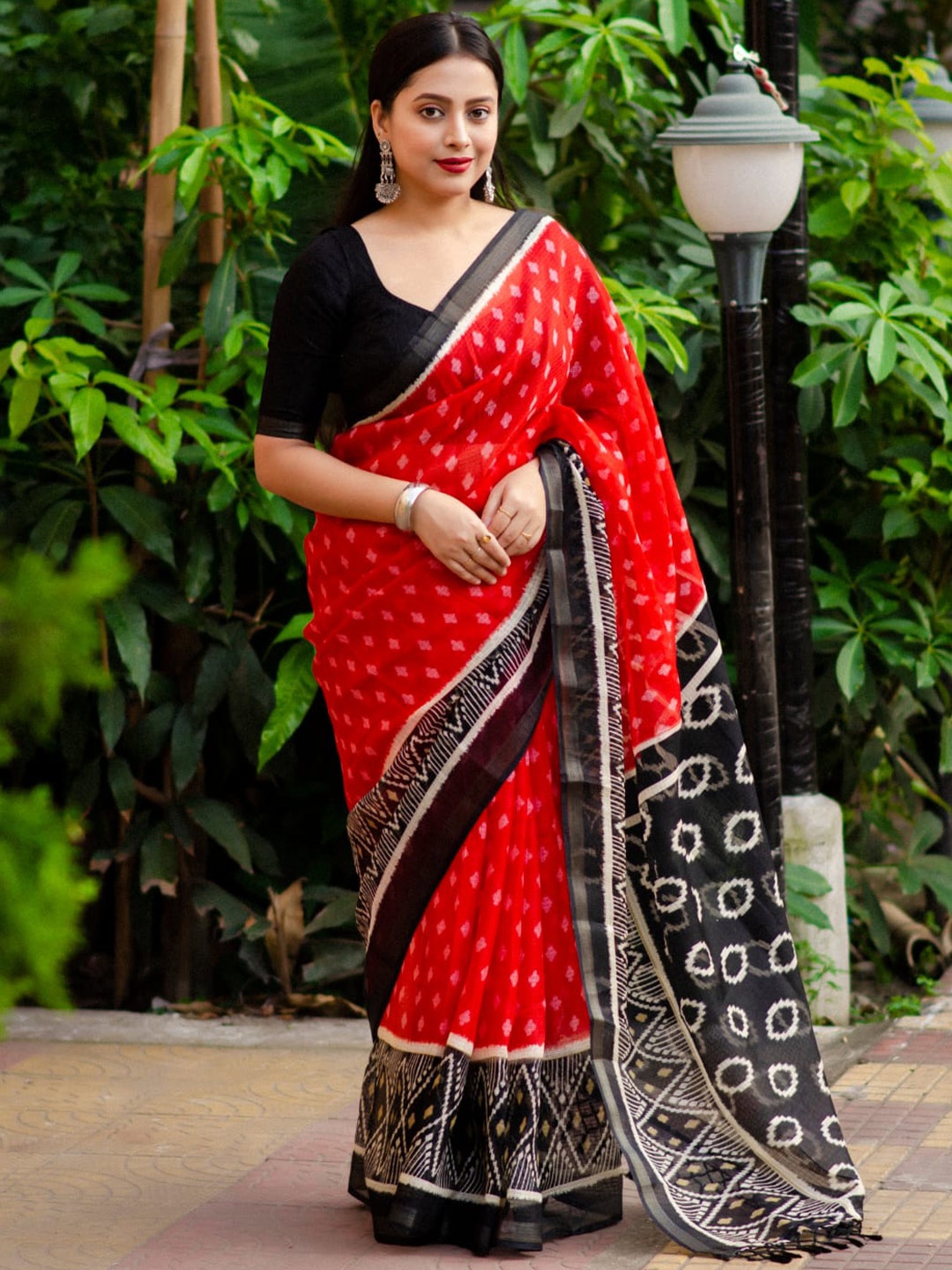 

STAVA CREATION Ethnic Motifs Designer Ikat Saree, Red