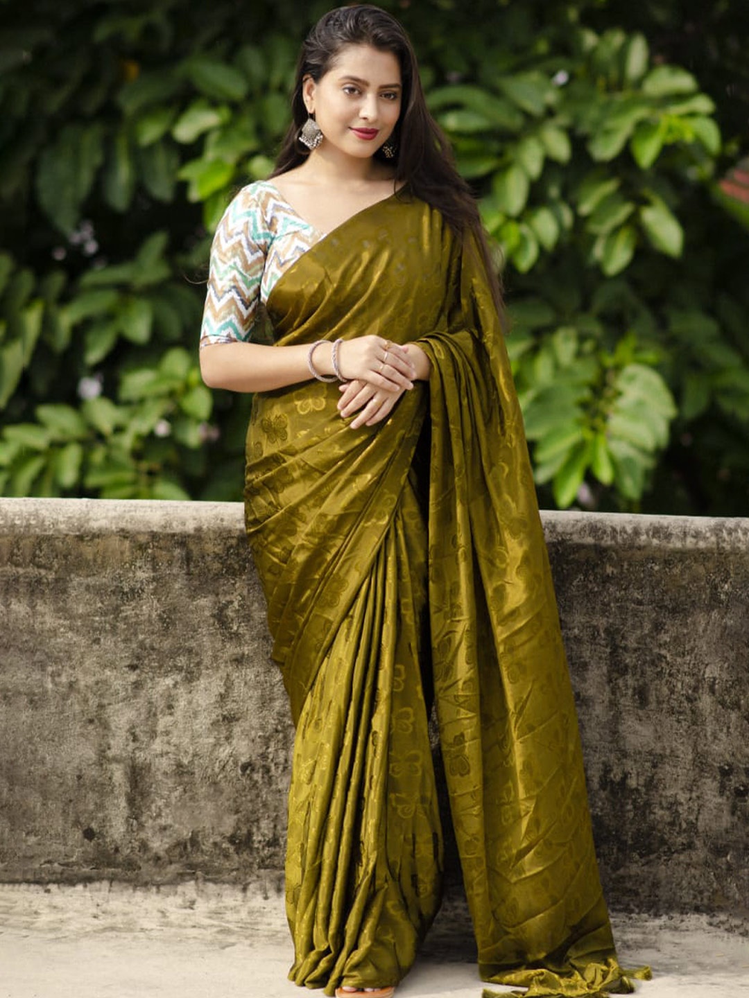 

STAVA CREATION Ethnic Motifs Silk Blend Designer Saree, Green