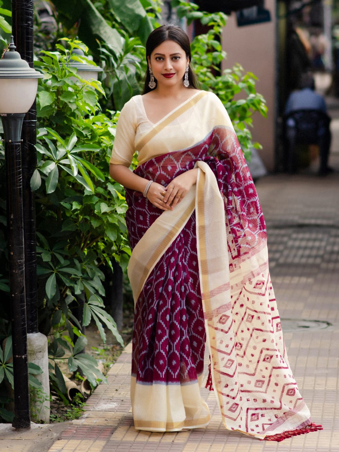 

STAVA CREATION Ethnic Motifs Designer Ikat Saree, Maroon