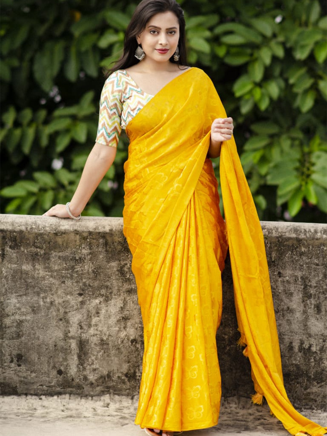 

STAVA CREATION Ethnic Motifs Silk Blend Designer Saree, Mustard