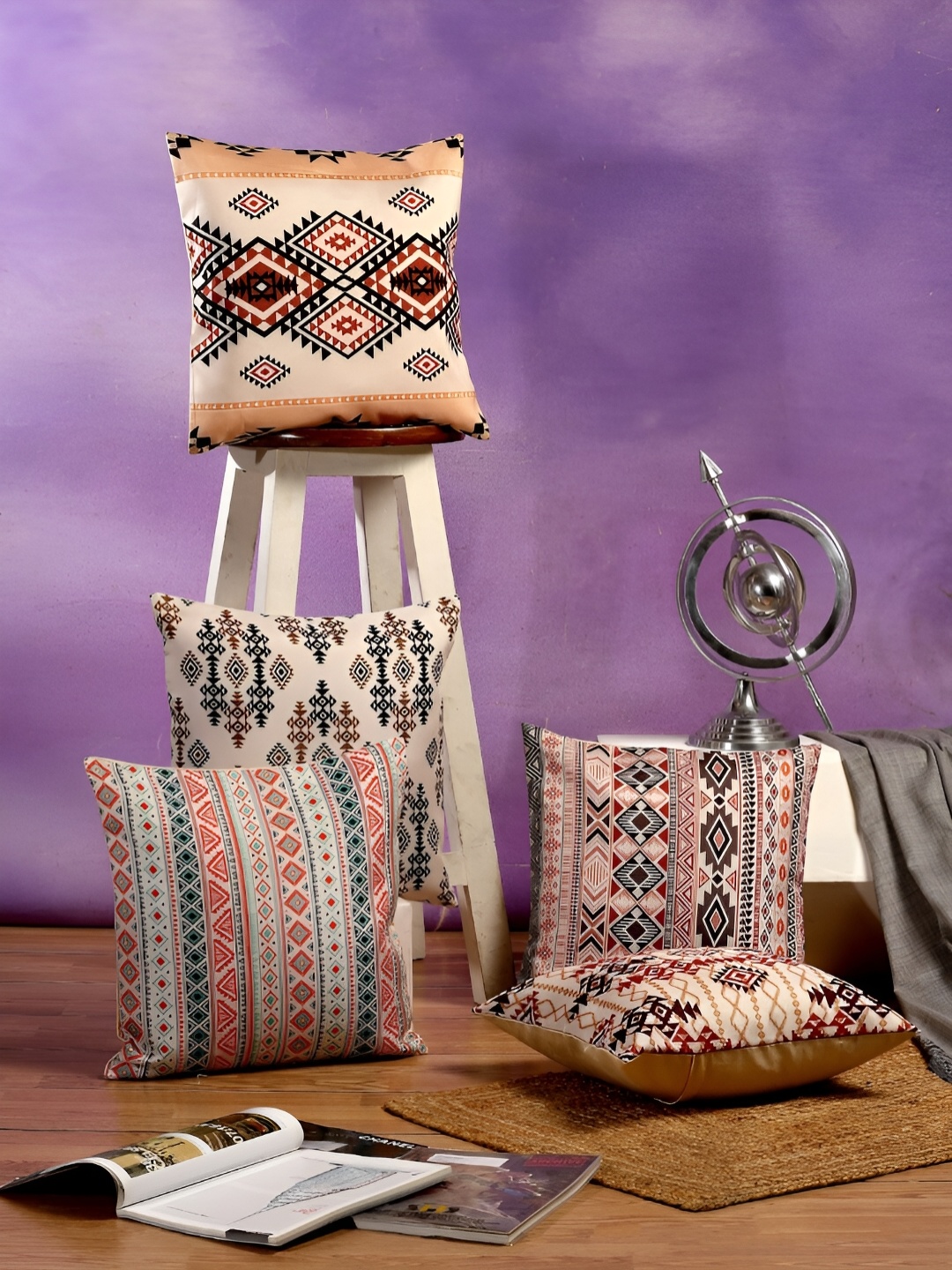 

ERIC LONDON White & Black 5 Pieces Ethnic Jute cotton Square Cushion Covers