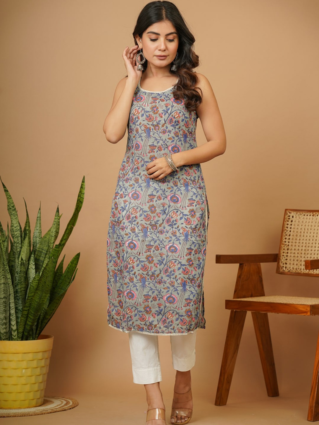 Adveta Floral Printed Thread Work Round Neck A-Line Cotton Kurta, Grey