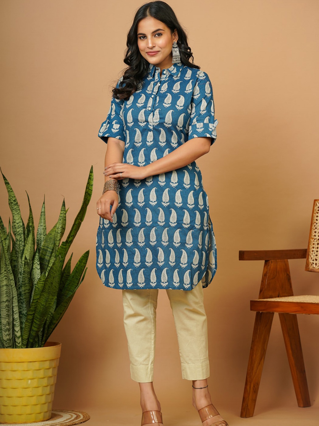 

Adveta Ethnic Motifs Printed Mandarin Collar Cotton Kurta, Blue