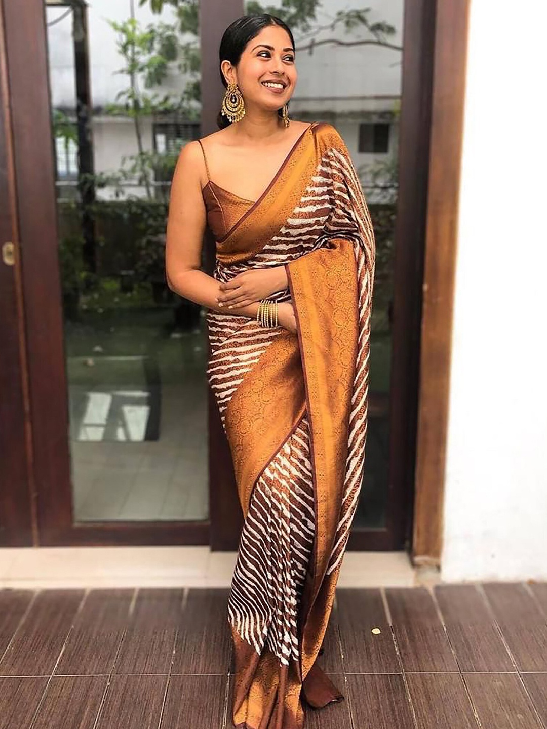 

KALINI Striped Woven Design Zari Banarasi Saree, Brown
