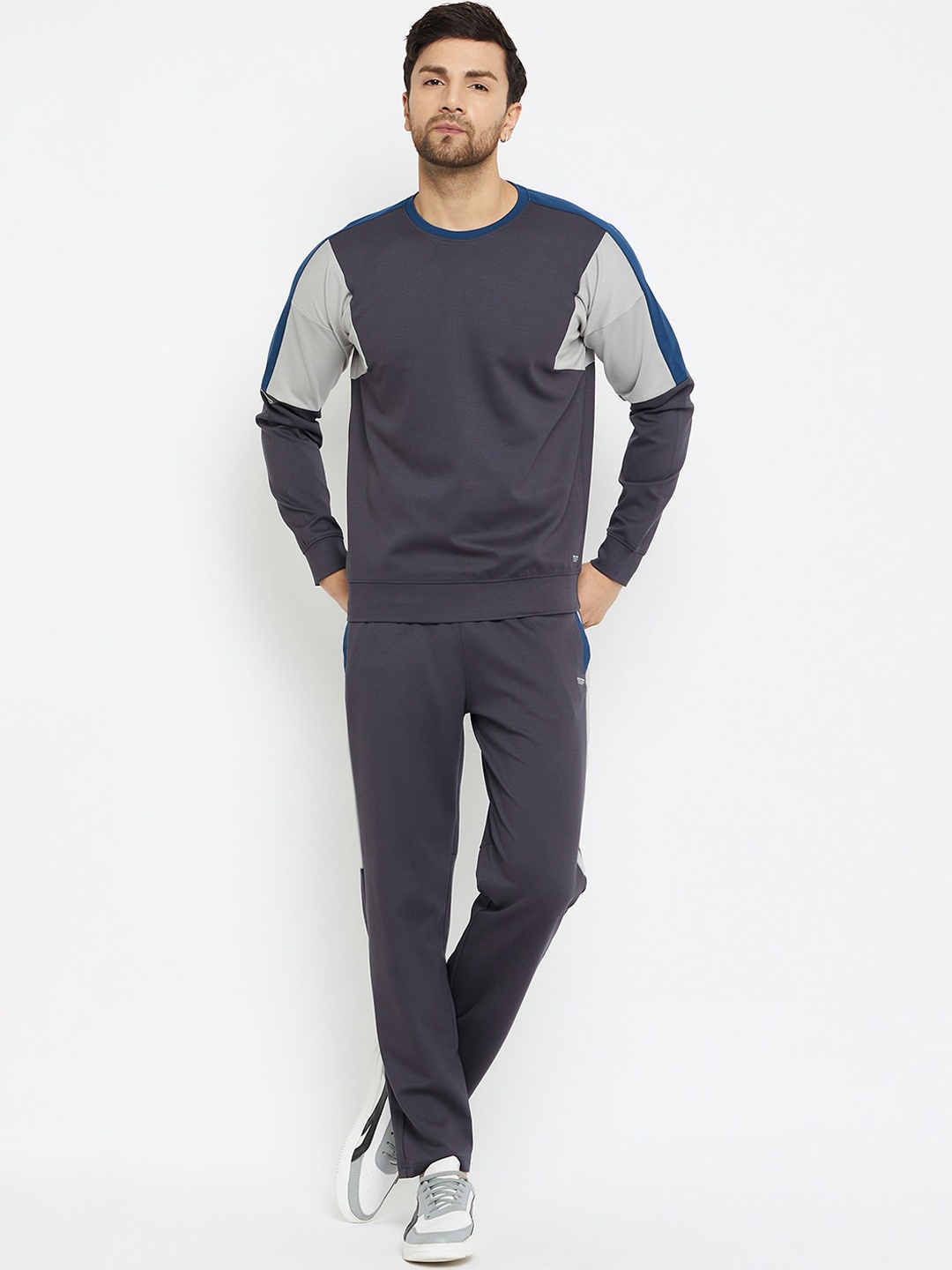

Okane Colour-Blocked Sweatshirt & Trousers Sports Co-Ords, Grey