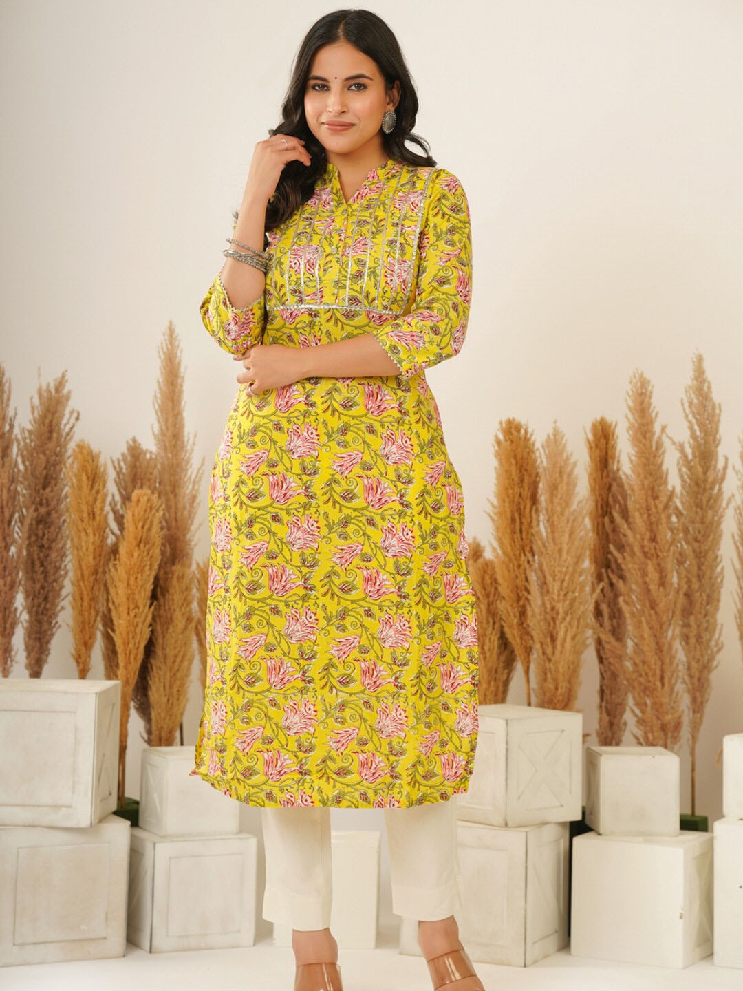 

Adveta Floral Printed Regular Gotta Patti Notch Neck A-Line Kurta, Yellow