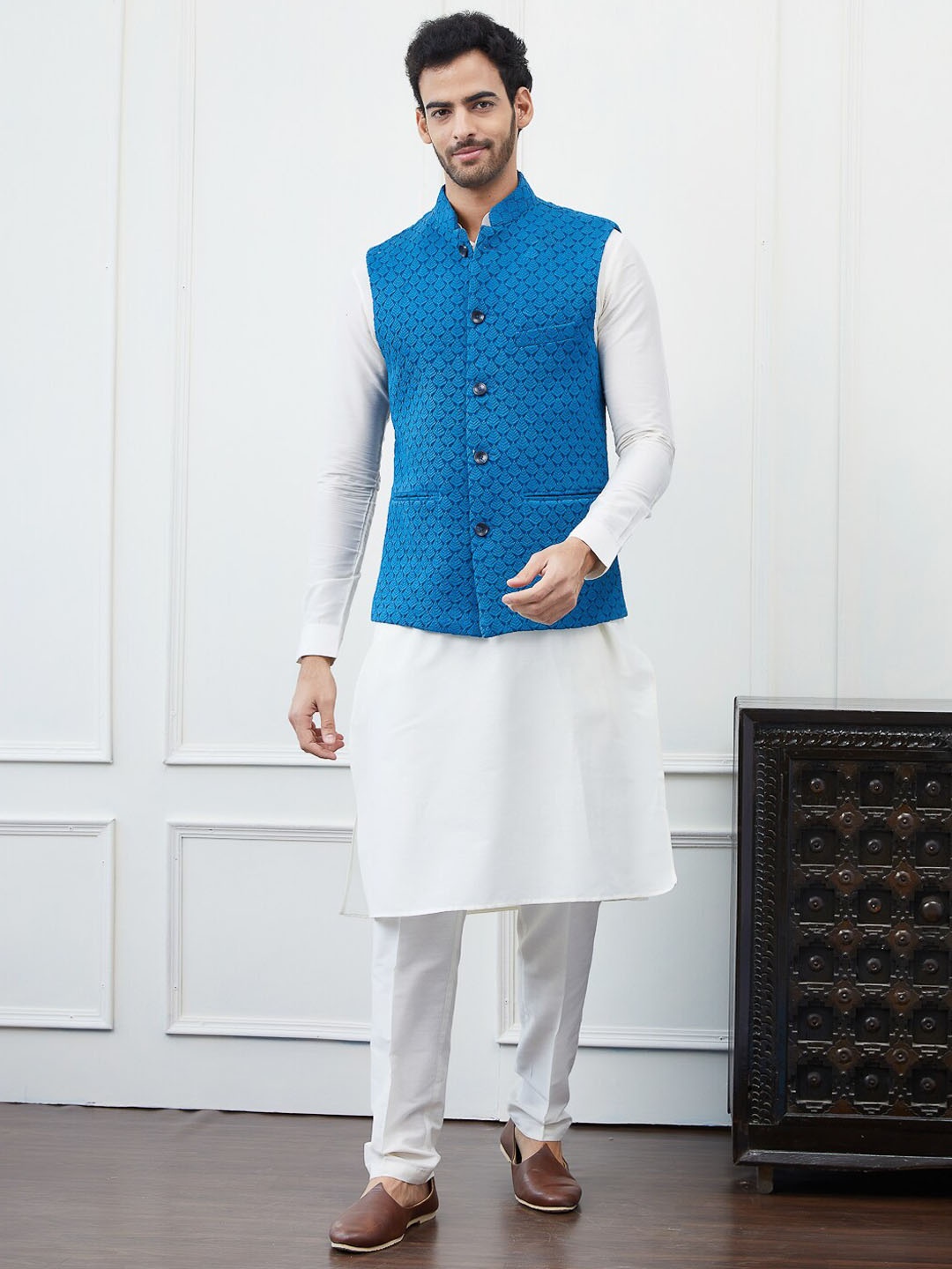 

See Designs Mandarin Collar Pure Cotton Kurta with Pyjama & Woven Design Nehru jacket, Blue