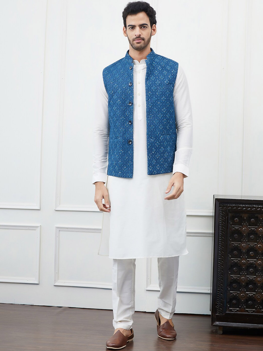 

See Designs Mandarin Collar Pure Cotton Kurta with Pyjama & Woven Design Nehru jacket, Blue