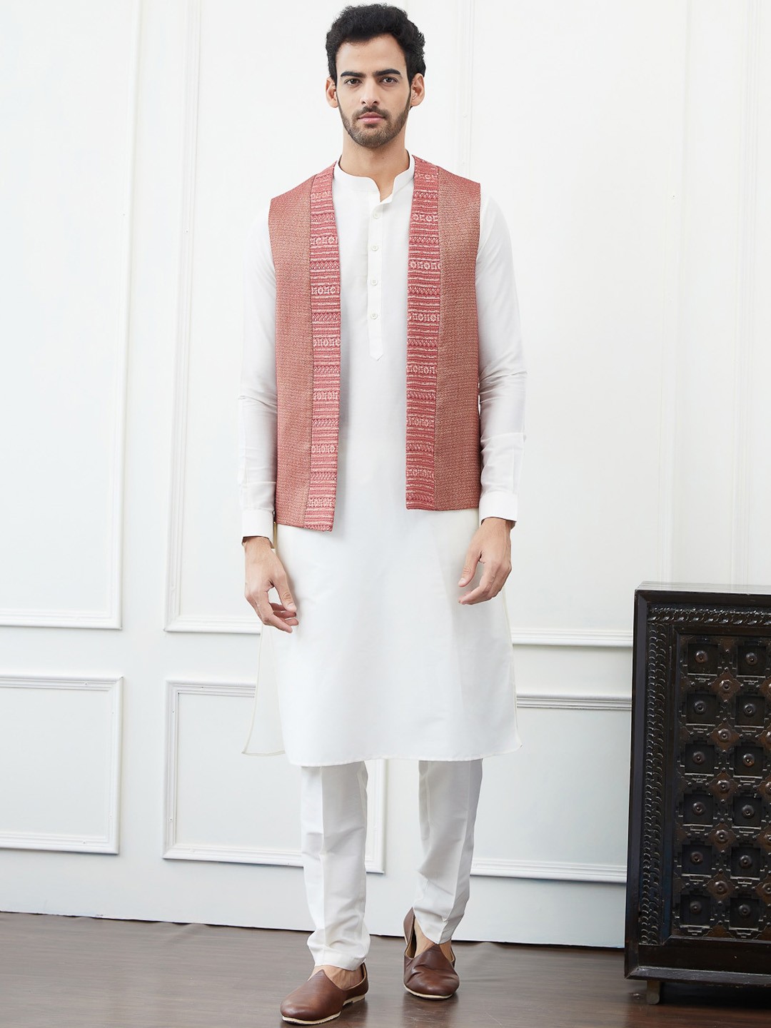 

See Designs Woven Design Slim-Fit Jacqurd Nehru Jacket, Coral