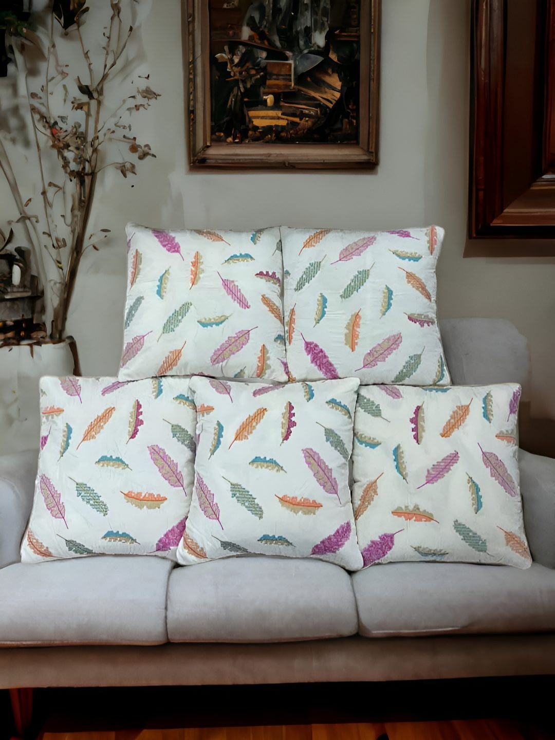 

CASA-NEST White and Green 5 Pieces Velvet Cushion Covers